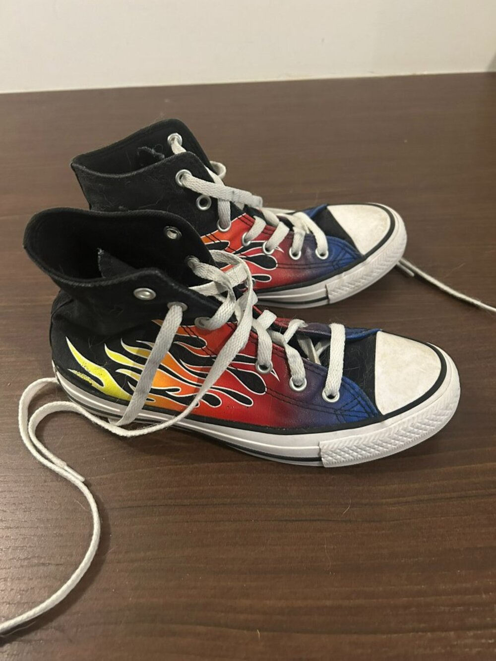 Converse Youth Size 3.5 Chuck Taylor All Star Cars Flames Sneaker